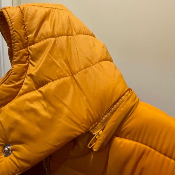 Mustard Yellow fitted Puffer jacket (Medium) - Picture 5 of 6